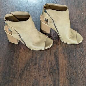 DV Tan Peep-Toe Ankle Boots- Size 11